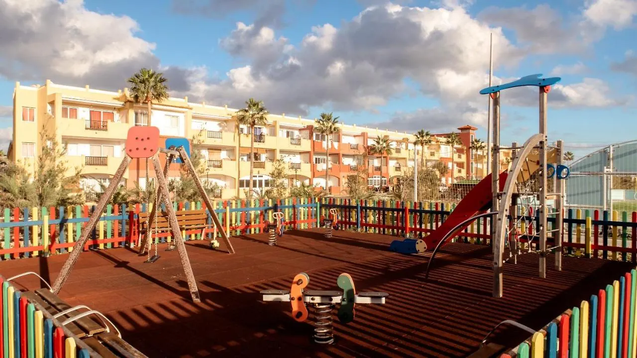 Casa Mahalo - Modern Apartment With Pool, Minutes From Spectacular Beaches Parque Holandes